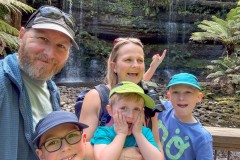 Familien Selfie an den Russell Falls