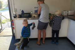 Küchenhelfer in Curio Bay