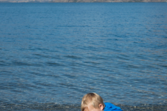 Auch schwarzer Sand macht Spass