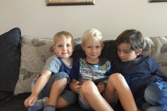 Auch die Jungs sind wieder schick