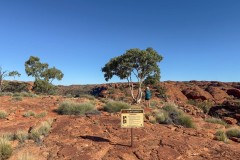 Im-roten-Herz-Australiens-090