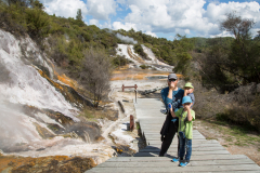 Orakei Korako - Der allgegenwärtige Schwefelgeruch