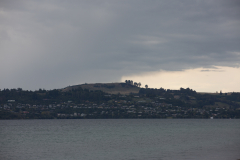 Dunkle Wolken über Taupo