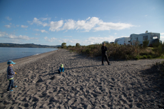 Sandstrand am Vulkansee
